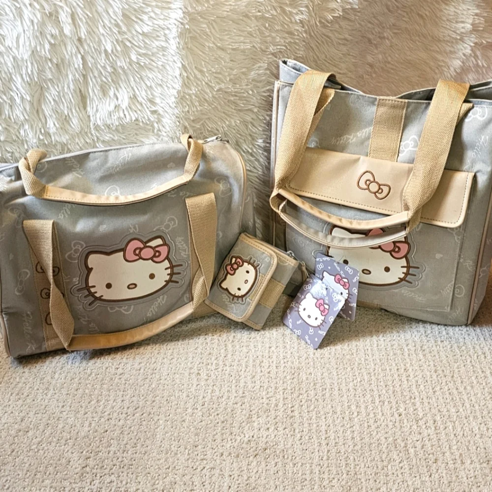 Hello Kitty by Sanrio 1976-2015 Gray & Tan Duffle Bag Overnighter Weekender VTG